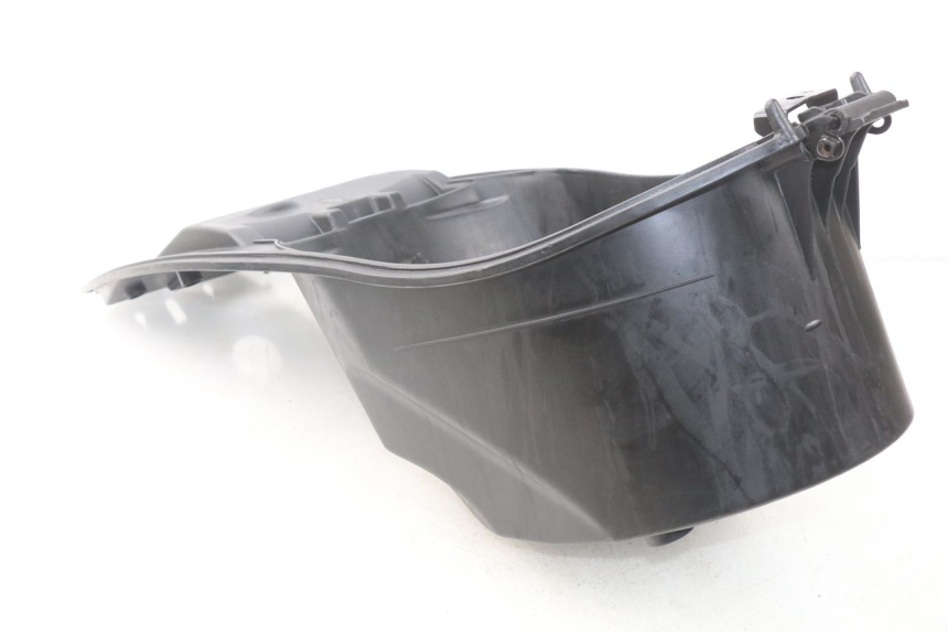 photo de COFANO SELLA SYM JET 4 4T 50 (2018 - 2021) - Zoom sullo stato d'uso