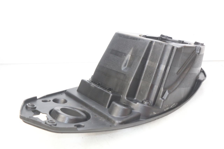 photo de COFANO SELLA PEUGEOT KISBEE 2T 50 (2010 - 2017) - Dettaglio del componente