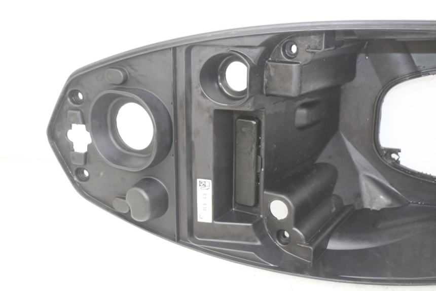 photo de COFANO SELLA PEUGEOT KISBEE 2T 50 (2018 - 2022) - Vista d'insieme del prodotto