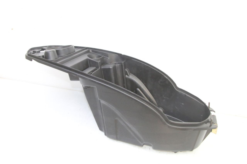 photo de COFANO SELLA PEUGEOT KISBEE 2T 50 (2010 - 2017) - Zoom sullo stato d'uso