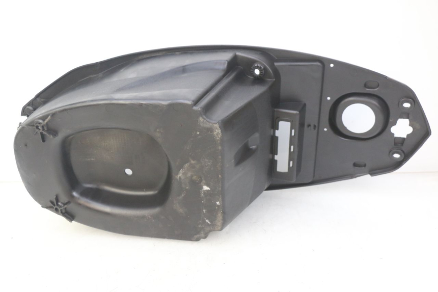 photo de COFANO SELLA PEUGEOT KISBEE 4T 50 (2010 - 2017) - Dettaglio del componente