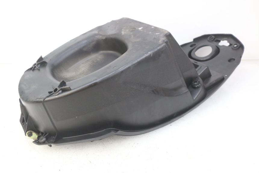 photo de COFANO SELLA PEUGEOT KISBEE 4T 50 (2010 - 2017) - Primo piano tecnico