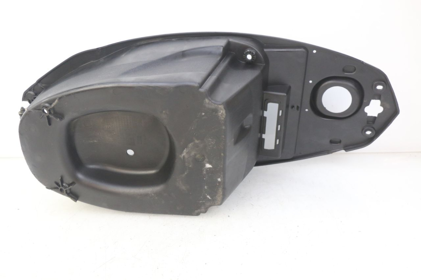 photo de COFANO SELLA PEUGEOT KISBEE 4T 50 (2010 - 2017) - Vista d'insieme del prodotto