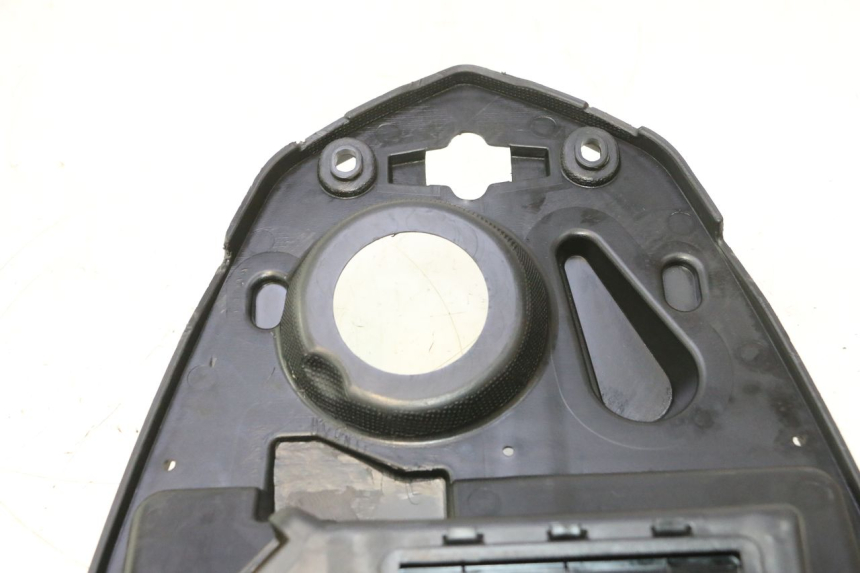 photo de SOTTOSELLA PEUGEOT KISBEE 4T 50 (2023 - 2026) - Zoom sullo stato d'uso