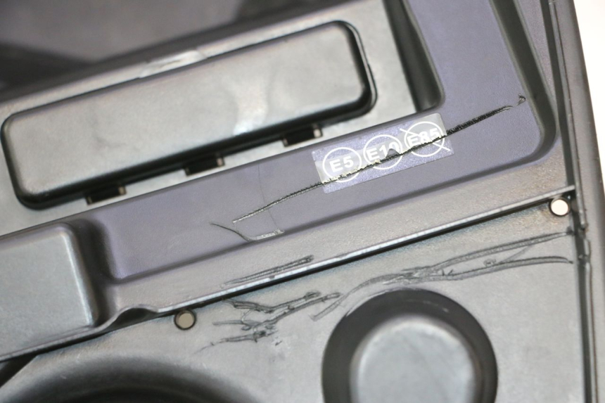 photo de SOTTOSELLA PEUGEOT KISBEE 4T 50 (2023 - 2026) - Dettagli dei punti di fissaggio