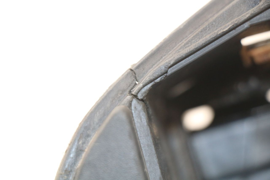 photo de COFANO SELLA PIAGGIO LIBERTY 4T 50 (2004 - 2008) - Dettaglio del componente