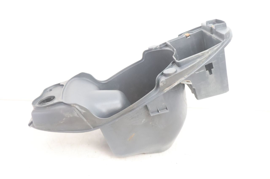 photo de SOTTOSELLA PIAGGIO LIBERTY 125 (1998 - 2008) - Primo piano tecnico