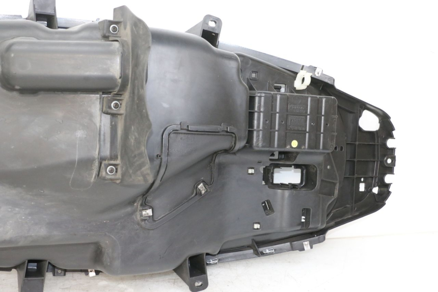 photo de SOTTOSELLA PIAGGIO MP3 HPE 350 (2018 - 2020) - Zoom sullo stato d'uso