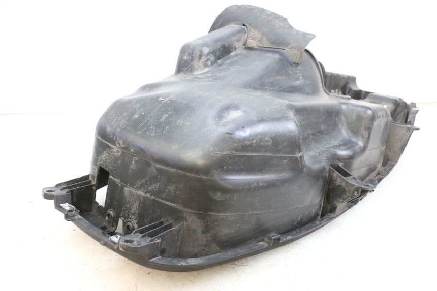 photo de SOTTOSELLA PIAGGIO MP3 HPE 350 (2018 - 2020) - Primo piano tecnico