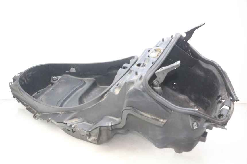 photo de COFANO SELLA PIAGGIO MP3 500 (2011 - 2015) - Primo piano tecnico