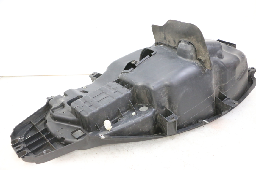 photo de SOTTOSELLA PIAGGIO MP3 500 (2014 - 2017) - Primo piano tecnico