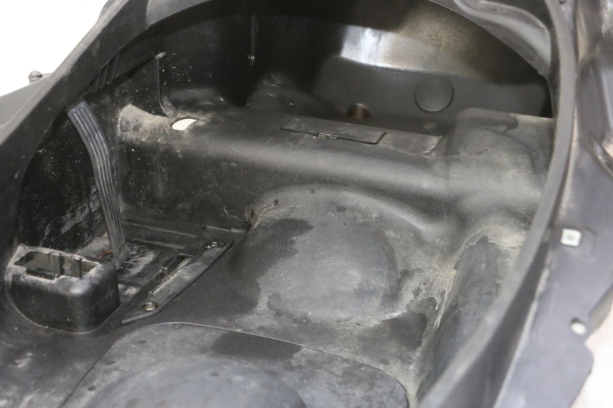 photo de SOTTOSELLA PIAGGIO MP3 RL 250 (2006 - 2010) - Altra angolazione