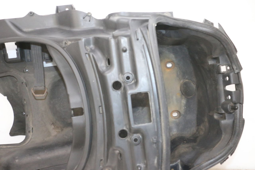 photo de SOTTOSELLA PIAGGIO MP3 RL 250 (2006 - 2010) - Primo piano tecnico