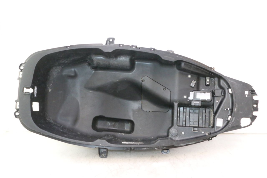 photo de SOTTOSELLA PIAGGIO MP3 500 (2016 - 2018) - Vista principale