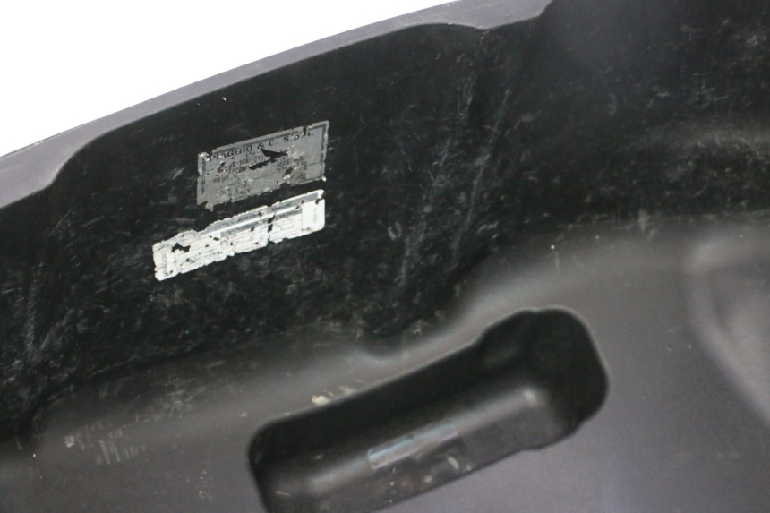 photo de SOTTOSELLA PIAGGIO MP3 500 (2016 - 2018) - Primo piano tecnico