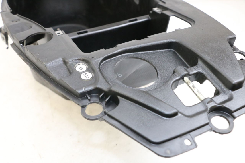 photo de COFANO SELLA PIAGGIO NEW TYPHOON 50 (2018 - 2021) - Dettaglio del componente