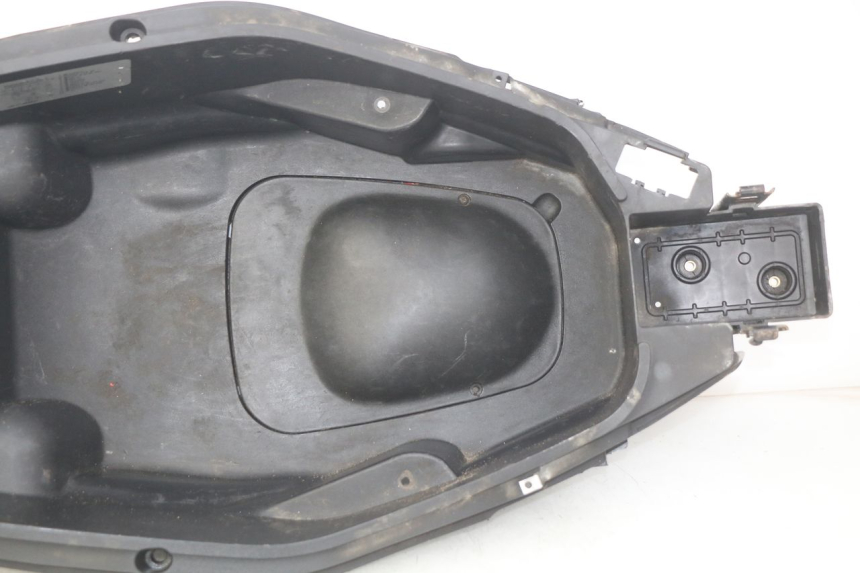 photo de COFANO SELLA GILERA NEXUS 125 (2007 - 2009) - Zoom sui componenti