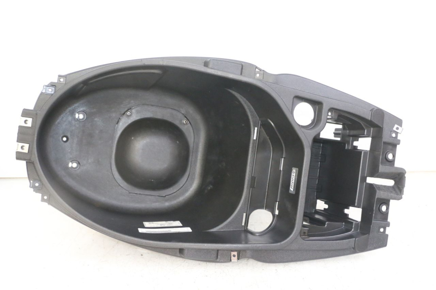 photo de SOTTOSELLA PIAGGIO NRG POWER PUREJET 50 (2018 - 2021) - Dettagli dei punti di fissaggio