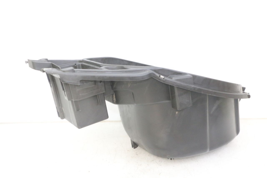 photo de SOTTOSELLA PIAGGIO NRG POWER PUREJET 50 (2018 - 2021) - Primo piano tecnico