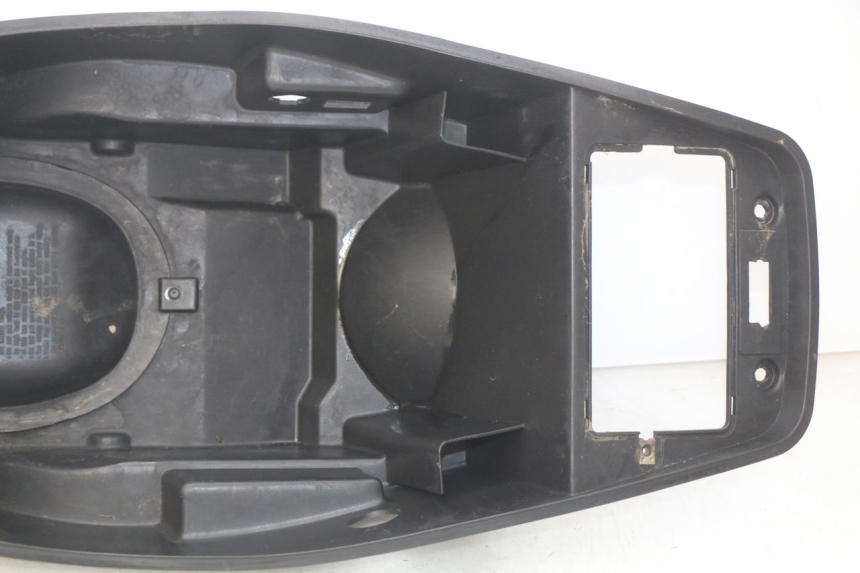 photo de COFANO SELLA KYMCO PEOPLE 250 (2004 - 2008) - Stato della superficie e materiale