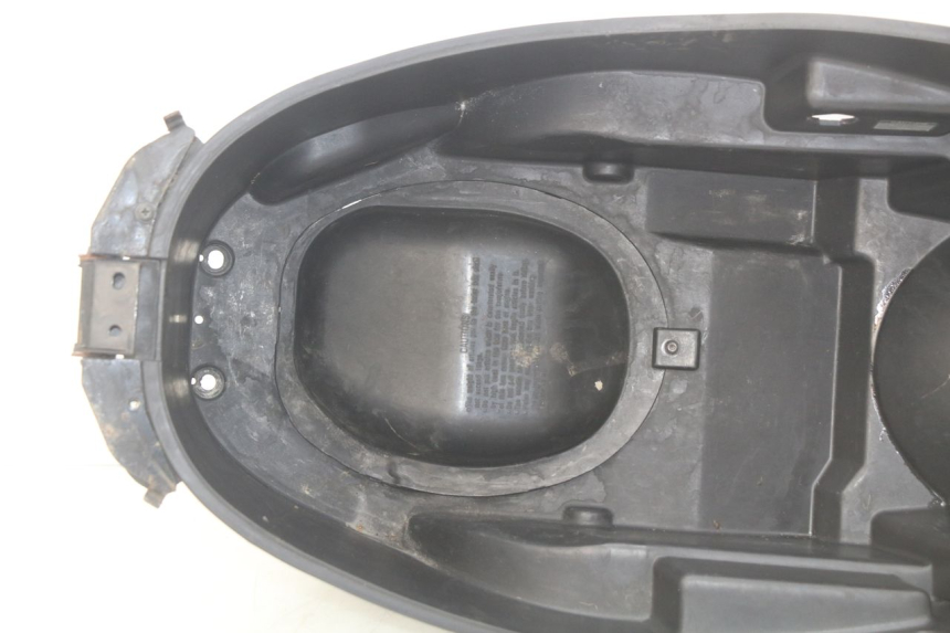 photo de COFANO SELLA KYMCO PEOPLE 250 (2004 - 2008) - Ricambio usato controllato