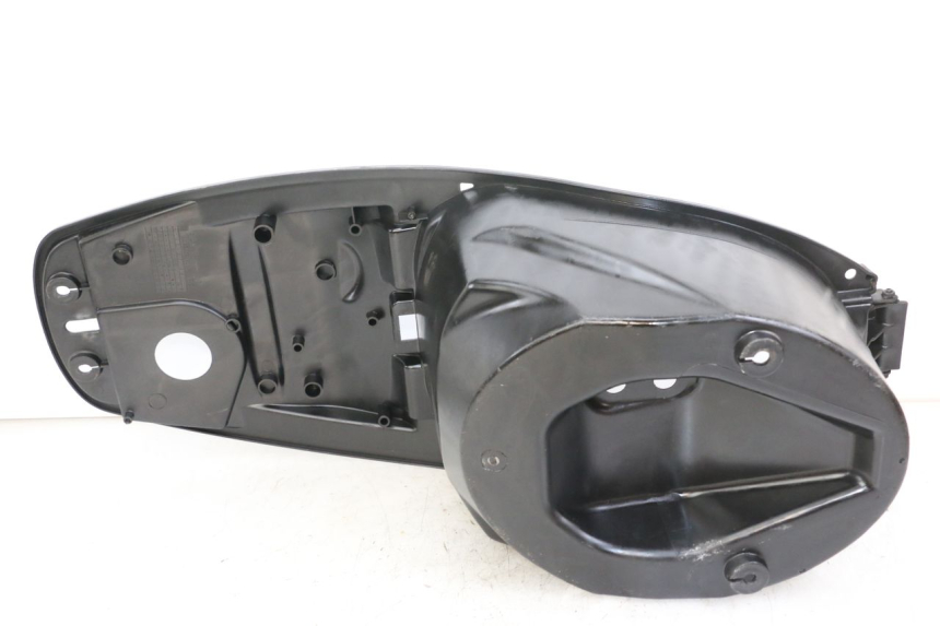 photo de SCATOLA SELLA PEUGEOT BELVILLE 125 (2017 - 2021) - Dettaglio del componente