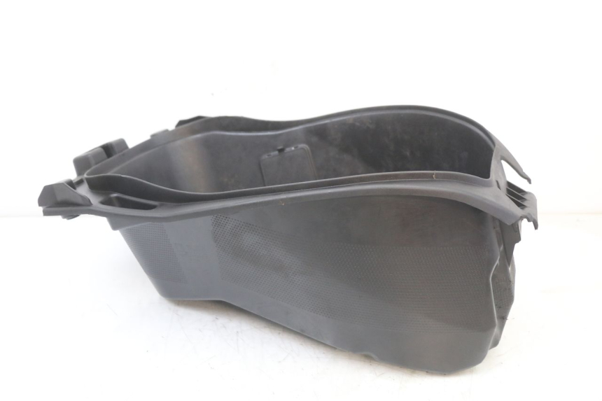 photo de SOTTOSELLA PEUGEOT DJANGO 125 (2014 - 2017) - Primo piano tecnico