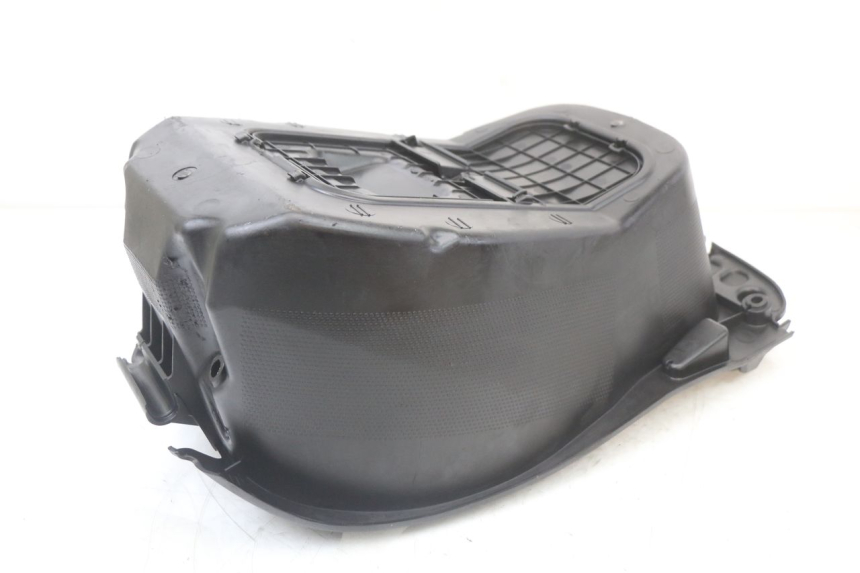 photo de SOTTOSELLA PEUGEOT DJANGO 125 (2014 - 2017) - Stato della superficie e materiale