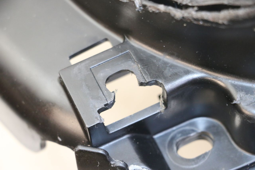 photo de SOTTOSELLA PEUGEOT SATELIS 125 (2013 - 2018) - Dettaglio del componente