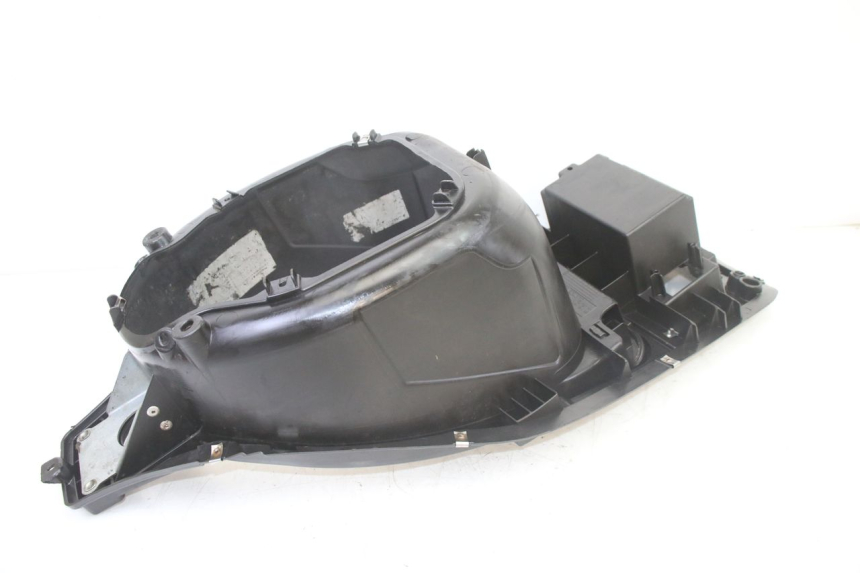 photo de SOTTOSELLA GILERA RUNNER SP 50 (2006 - 2008) - Dettagli dei punti di fissaggio