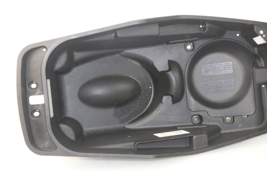 photo de Bauletto sella DAELIM S3 125 (2010 - 2017) - Primo piano tecnico