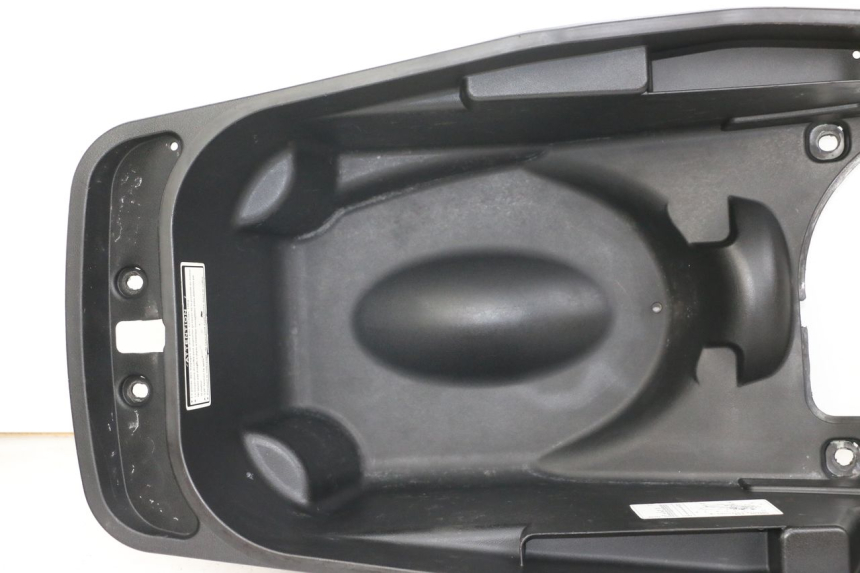 photo de Bauletto sella DAELIM S3 125 (2010 - 2017) - Dettagli dei punti di fissaggio