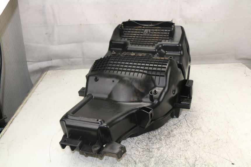 photo de Bauletto sella PEUGEOT SATELIS 400 (2007 - 2013) - Zoom sullo stato d'uso