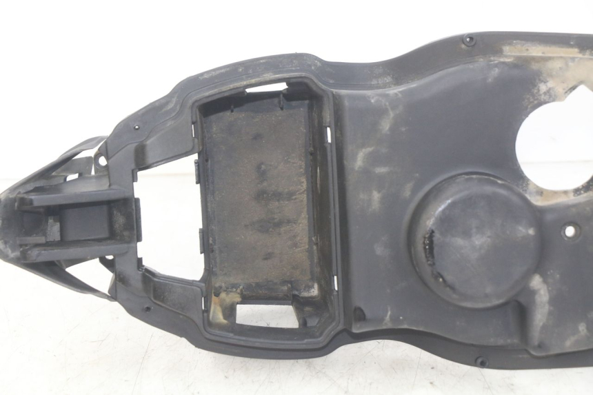 photo de COFANO SELLA APRILIA SCARABEO 100 (2003 - 2012) - Primo piano tecnico