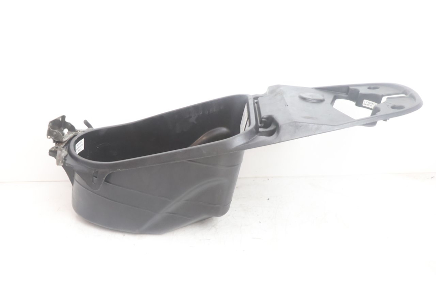 photo de Bauletto sella HONDA SCV LEAD 100 (2003 - 2007) - Primo piano tecnico