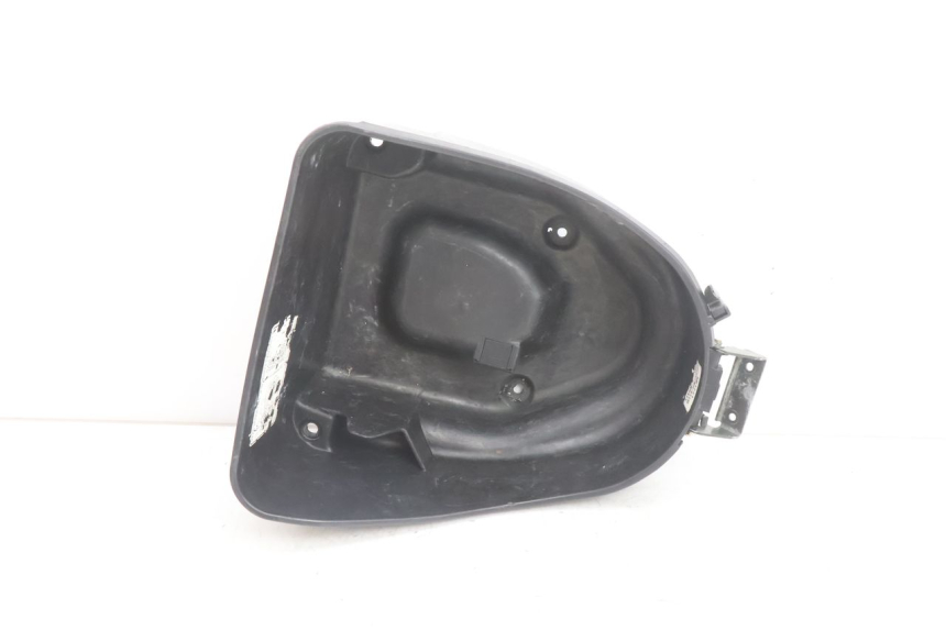 photo de SOTTOSELLA HONDA SH 125 (2001 - 2003) - Primo piano tecnico