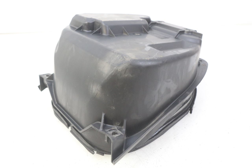 photo de COFANO SELLA SUZUKI SIXTEEN 125 (2008 - 2010) - Altra angolazione