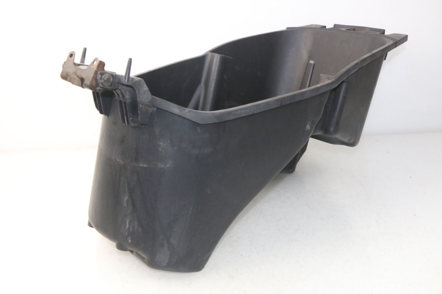 photo de Bauletto sella MBK SKYLINER 125 (2004 - 2007) - Dettagli dei punti di fissaggio