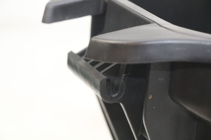 photo de COFANO SELLA PEUGEOT SPEEDFIGHT 3 AIR 50 (2009 - 2015) - Zoom sullo stato d'uso