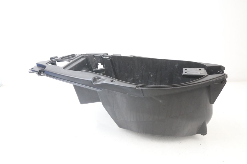 photo de Cofano sella APRILIA SR 2T 50 (2012 - 2017) - Altra angolazione