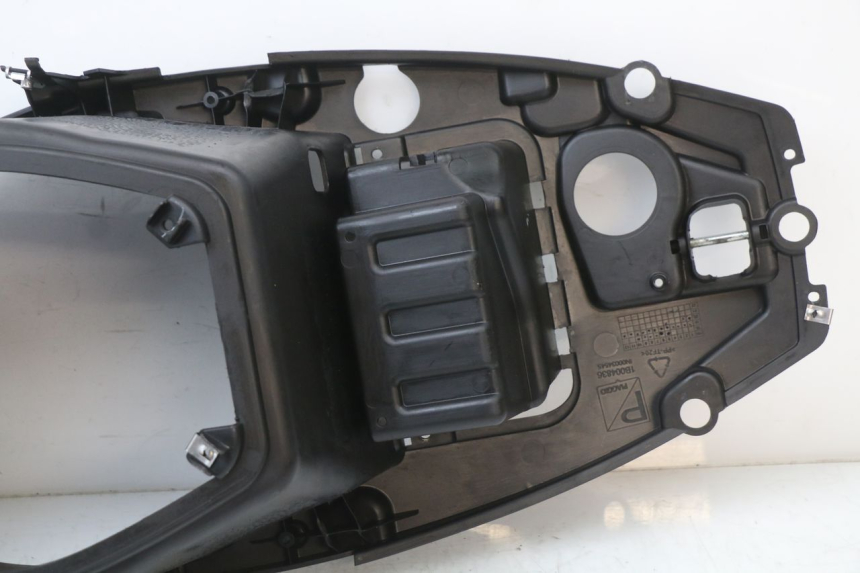 photo de Bauletto sella APRILIA SR 2T 50 (2018 - 2022) - Primo piano tecnico