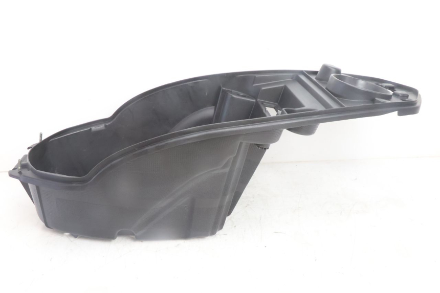 photo de SOTTOSELLA PEUGEOT STREETZONE NAKED 2T 50 (2014 - 2018) - Altra angolazione