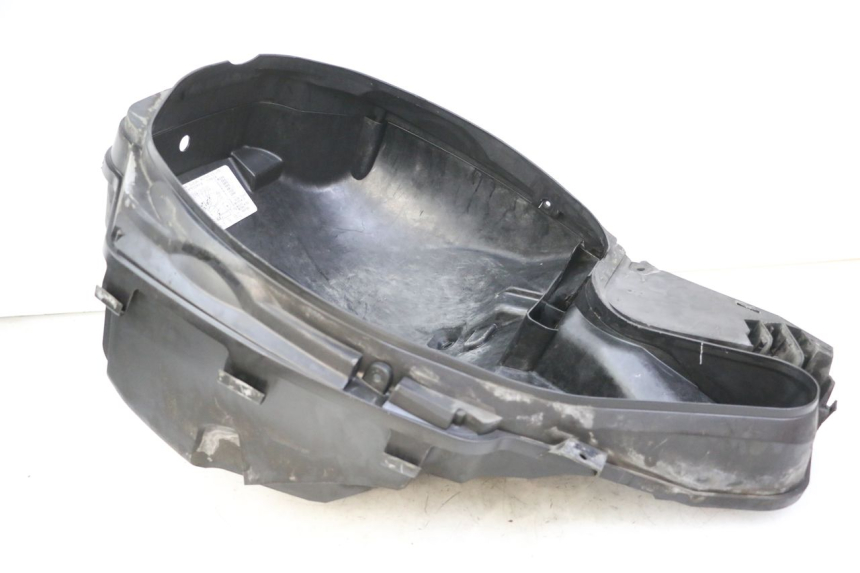 photo de SOTTOSELLA SUZUKI BURGMAN 125 (2015 - 2017) - Zoom sullo stato d'uso