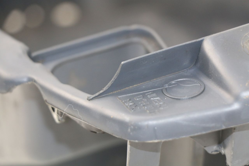 photo de Bauletto sella PEUGEOT SV 50 (1992 - 2004) - Dettagli dei punti di fissaggio