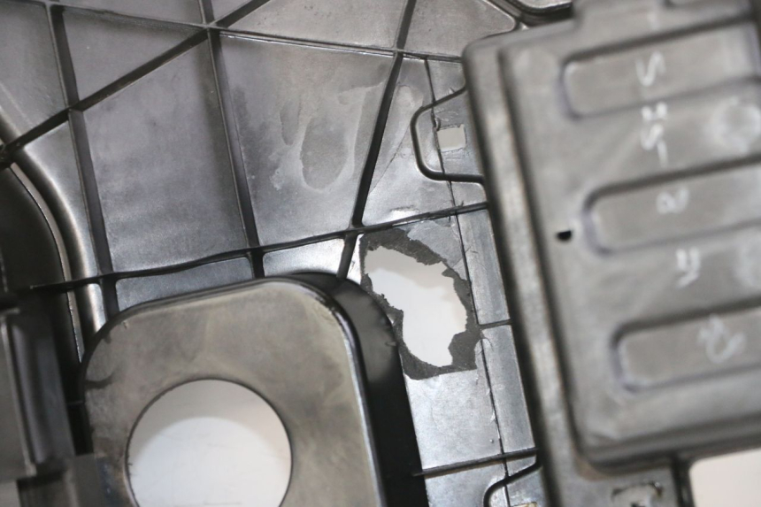 photo de SOTTOSELLA APRILIA SXR 50 (2021 - 2023) - Stato della superficie e materiale