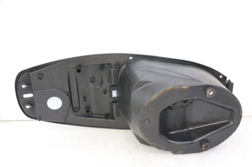 photo de BAULETTO SELLINO SYM JET 14 4T 50 (2018 - 2022) - Zoom sullo stato d'uso