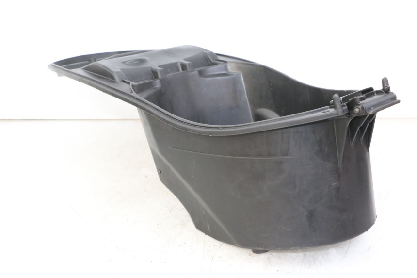 photo de BAULETTO SELLINO SYM JET 14 4T 50 (2018 - 2022) - Altra angolazione