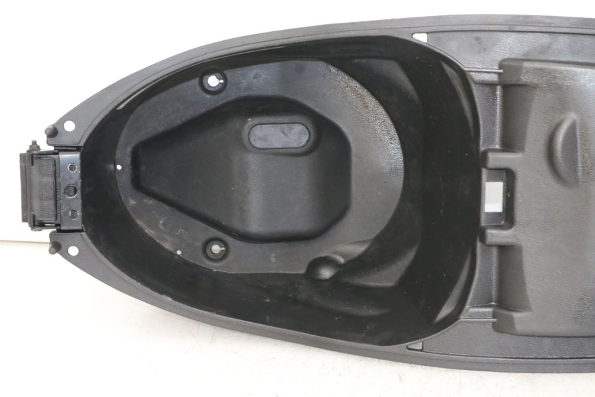 photo de BAULETTO SELLINO SYM JET 14 4T 50 (2018 - 2022) - Vista d'insieme del prodotto