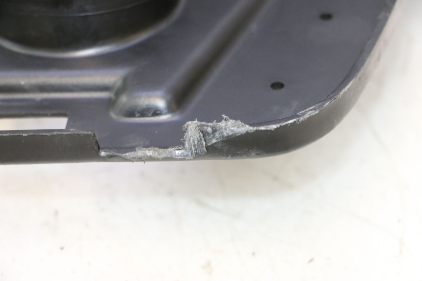photo de SOTTOSELLA PEUGEOT TREKKER 50 (1995 - 2004) - Dettaglio del componente