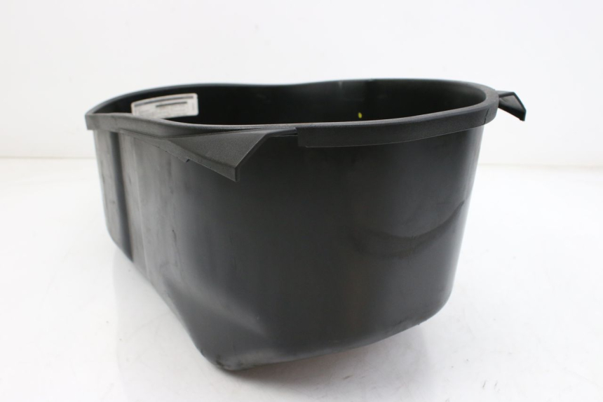 photo de SOTTOSELLA PIAGGIO VESPA GTS IGET ABS 125 (2017 - 2023) - Primo piano tecnico